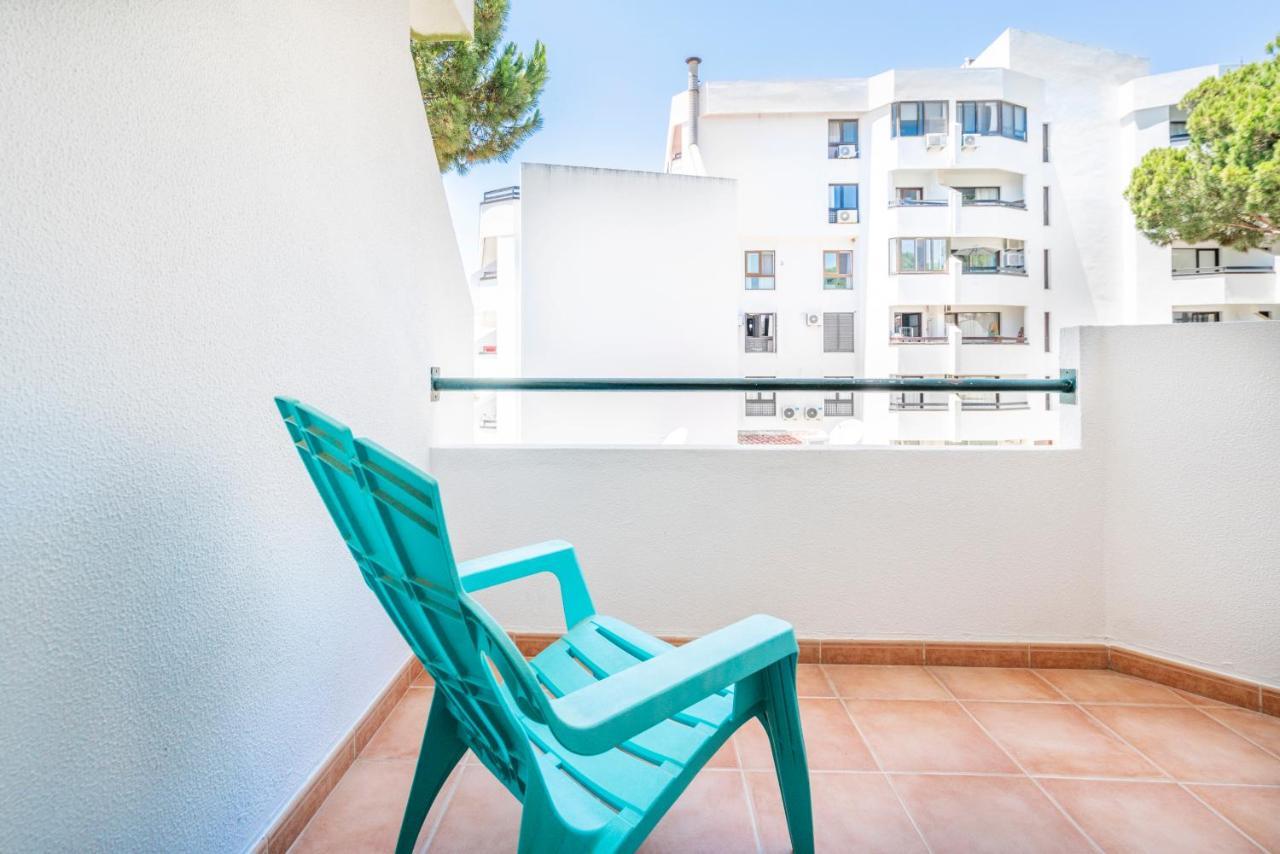 Lovely 1Bed Flat Short Walk To The Marina Vilamoura Quarteira Esterno foto